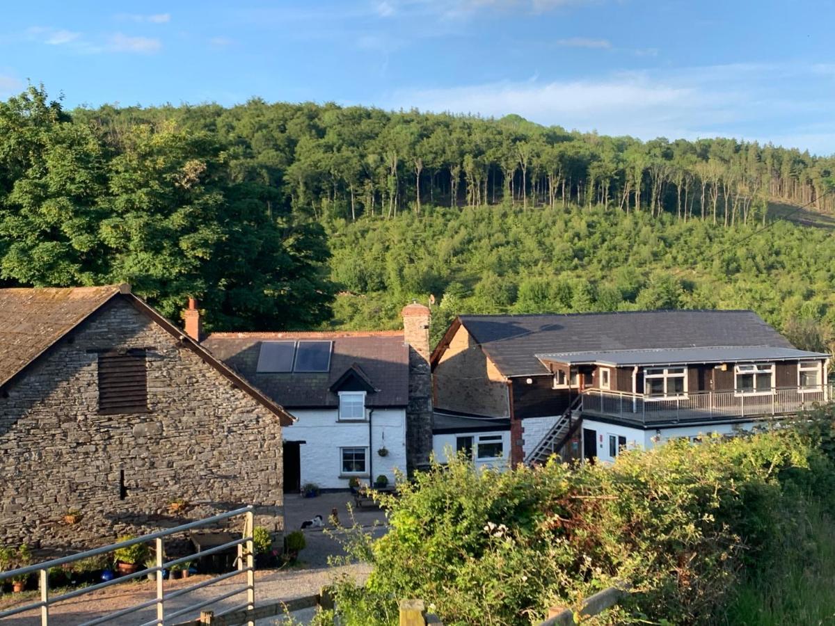 Cottage With Outstanding Views Velindre  Buitenkant foto